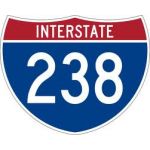 ２３８