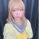 めろ
