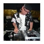 DJ涼矢