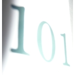 101号室の宿泊人