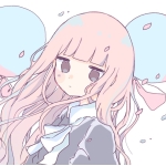 春瀬みみる